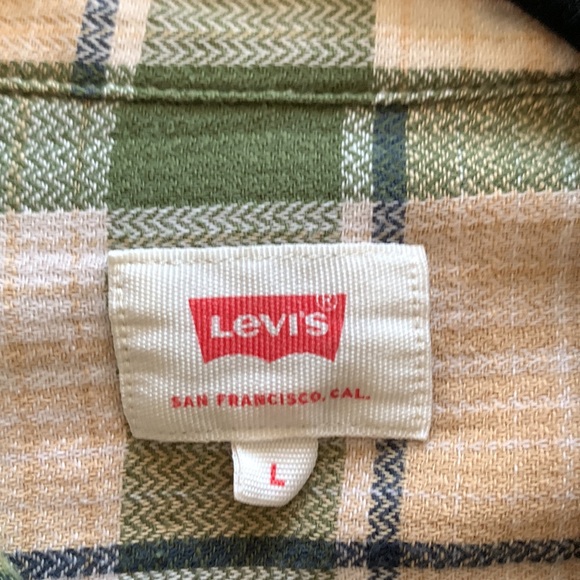 Levi’s shirt - Picture 3 of 3